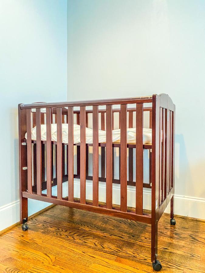 Edgewood Guesthouse Apartment Unit Washington Eksteriør bilde